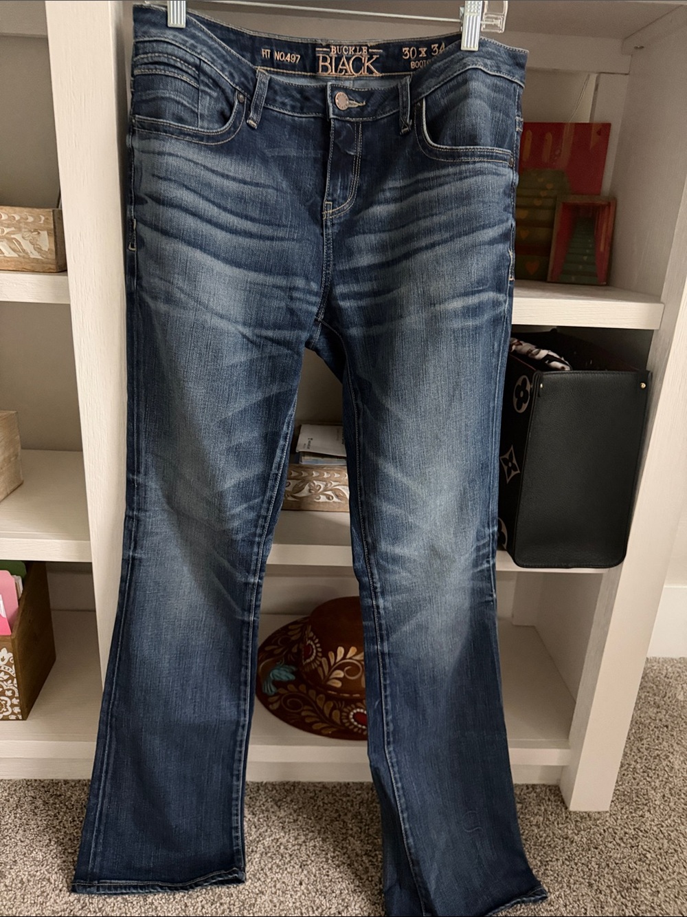 Buckle Black Women's Bootcut Jeans in Faded Blue Wash. FIT NO. 497. 30 X 34.